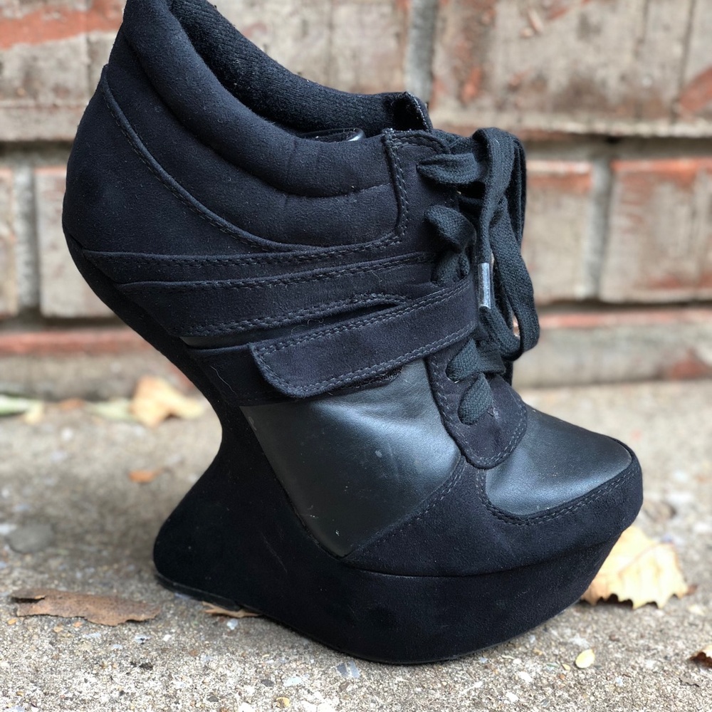Heeless High Heel Sneakers, Fashion Sneakers